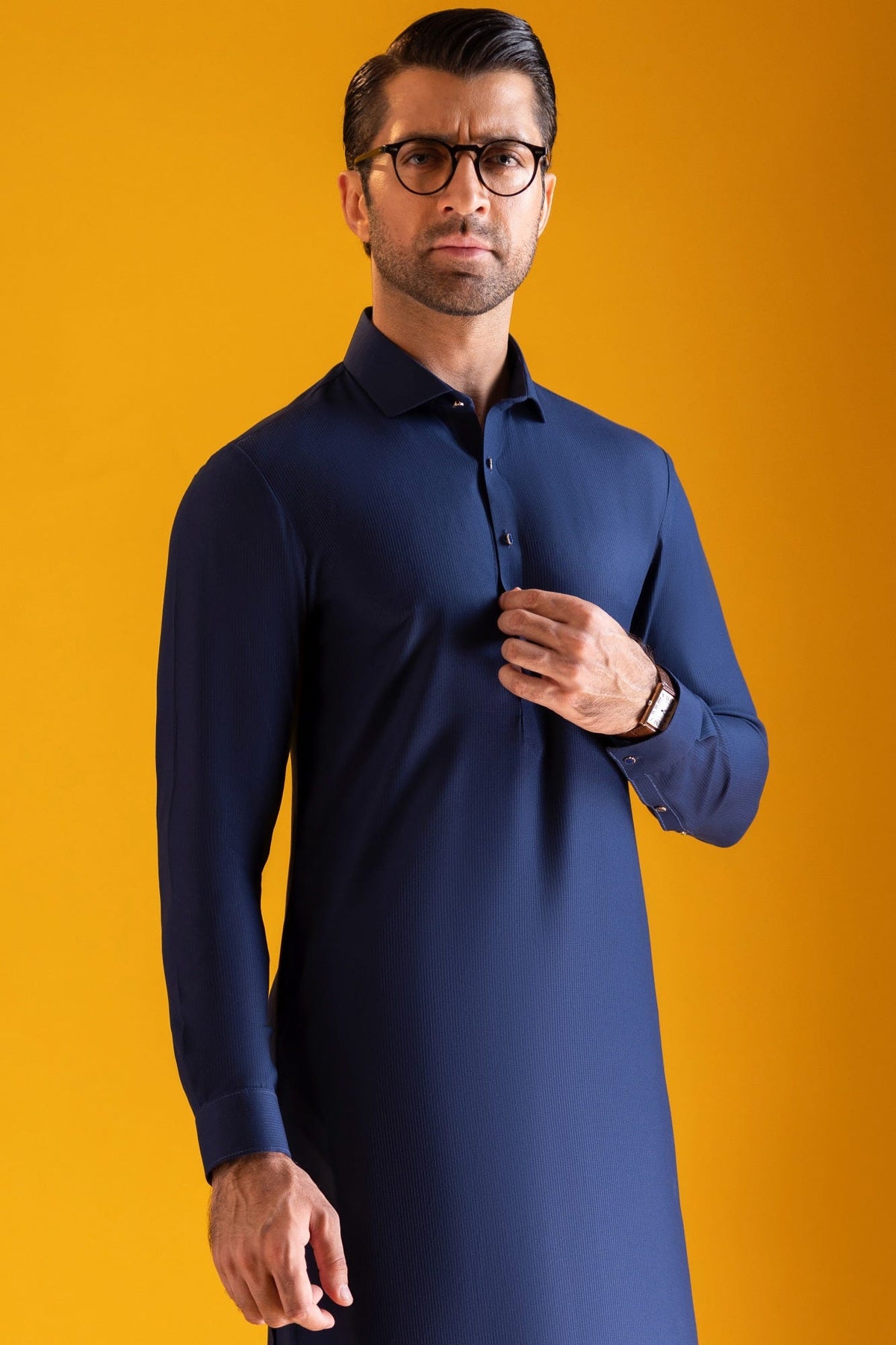 Signature Royal Blue اللِّبَاسُ الخَاصّ