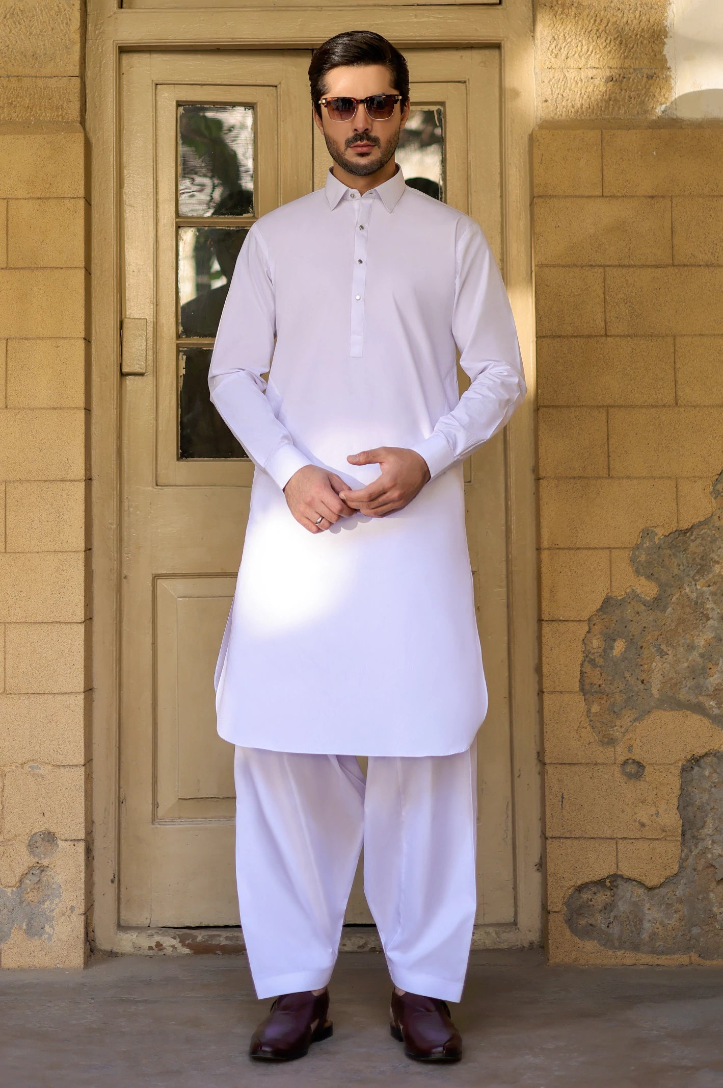 Chancellor Latha Ultimate White